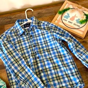 Sold ❌❌❌Children’s Place button down spring 🐣 Easter boys shirt M(7/8)